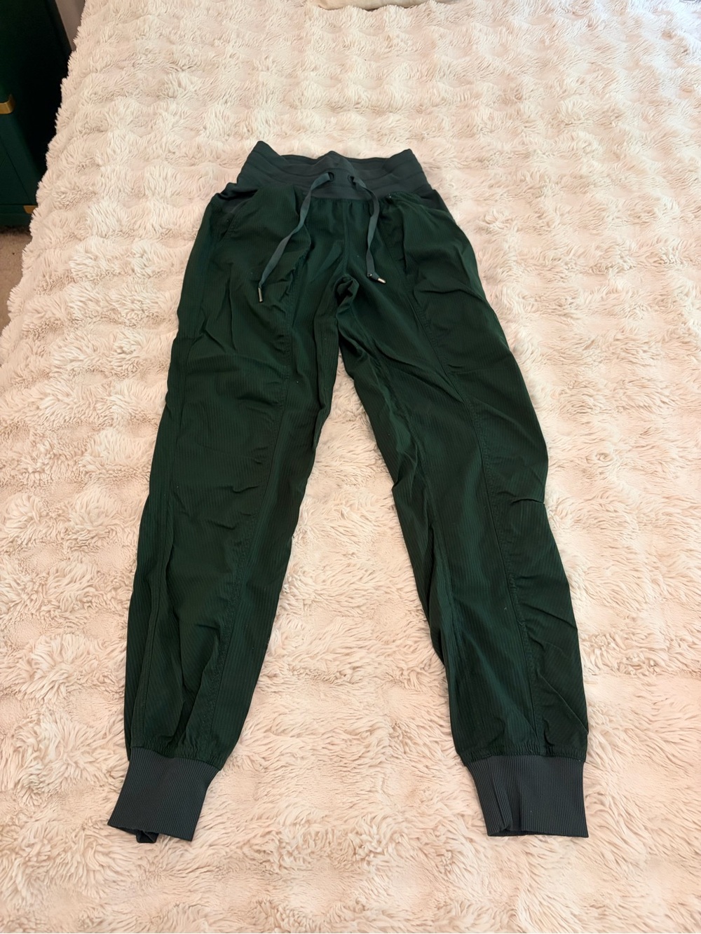 lululemon athletica Dark Green Pull-On Jogger Pants